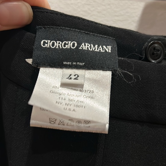 Excellent condition Giorgio Armani skirt - Picture 3 of 3
